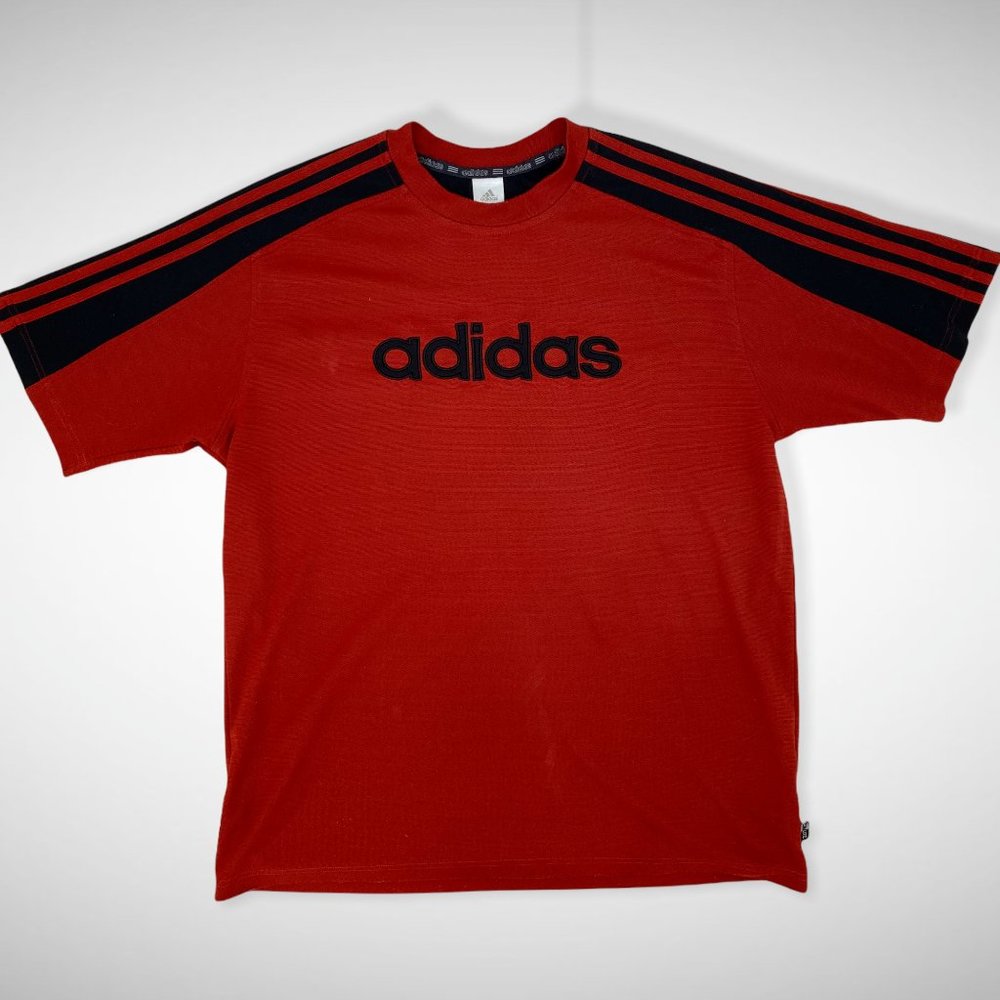 Adidas Vintage Spellout Red T-Shirt - Picture 2 of 6